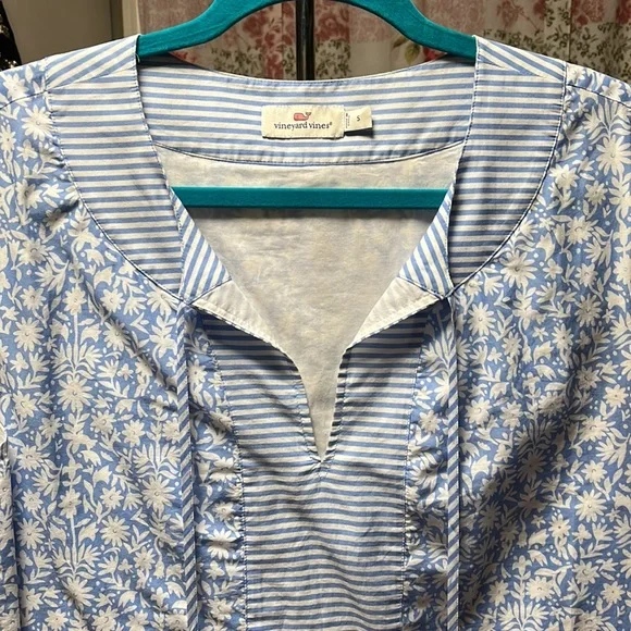 Vineyard Vines dress - Picture 3 of 9